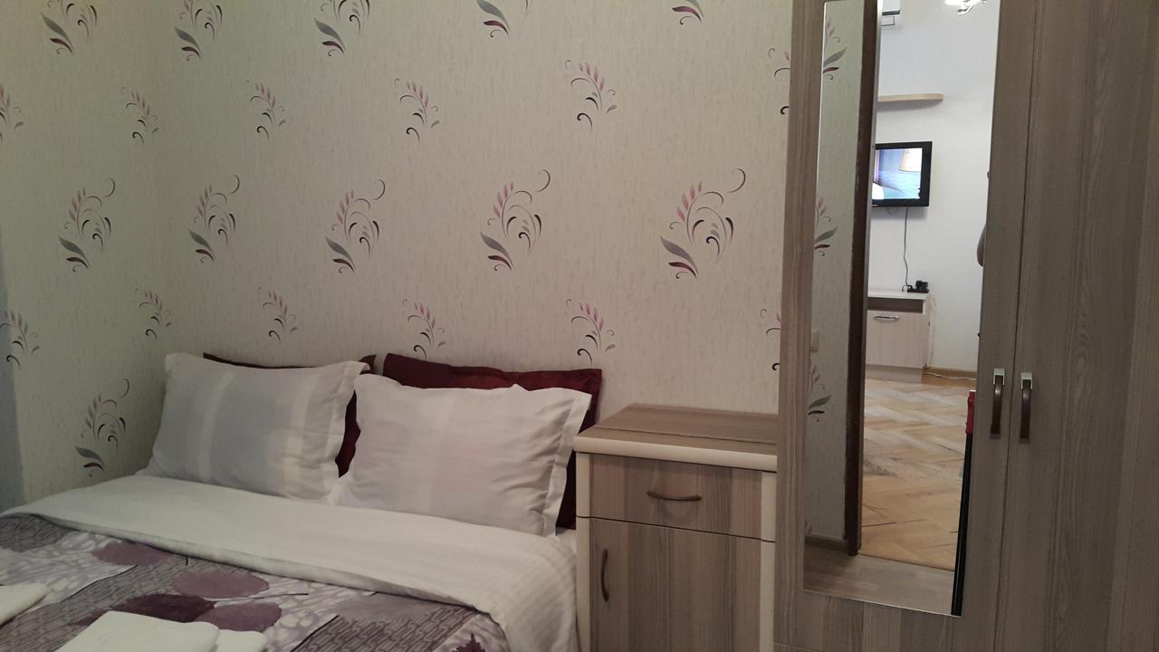 Apartment On Rustaveli Avenue 트빌리시 외부 사진