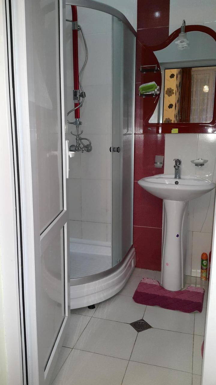 Apartment On Rustaveli Avenue 트빌리시 외부 사진